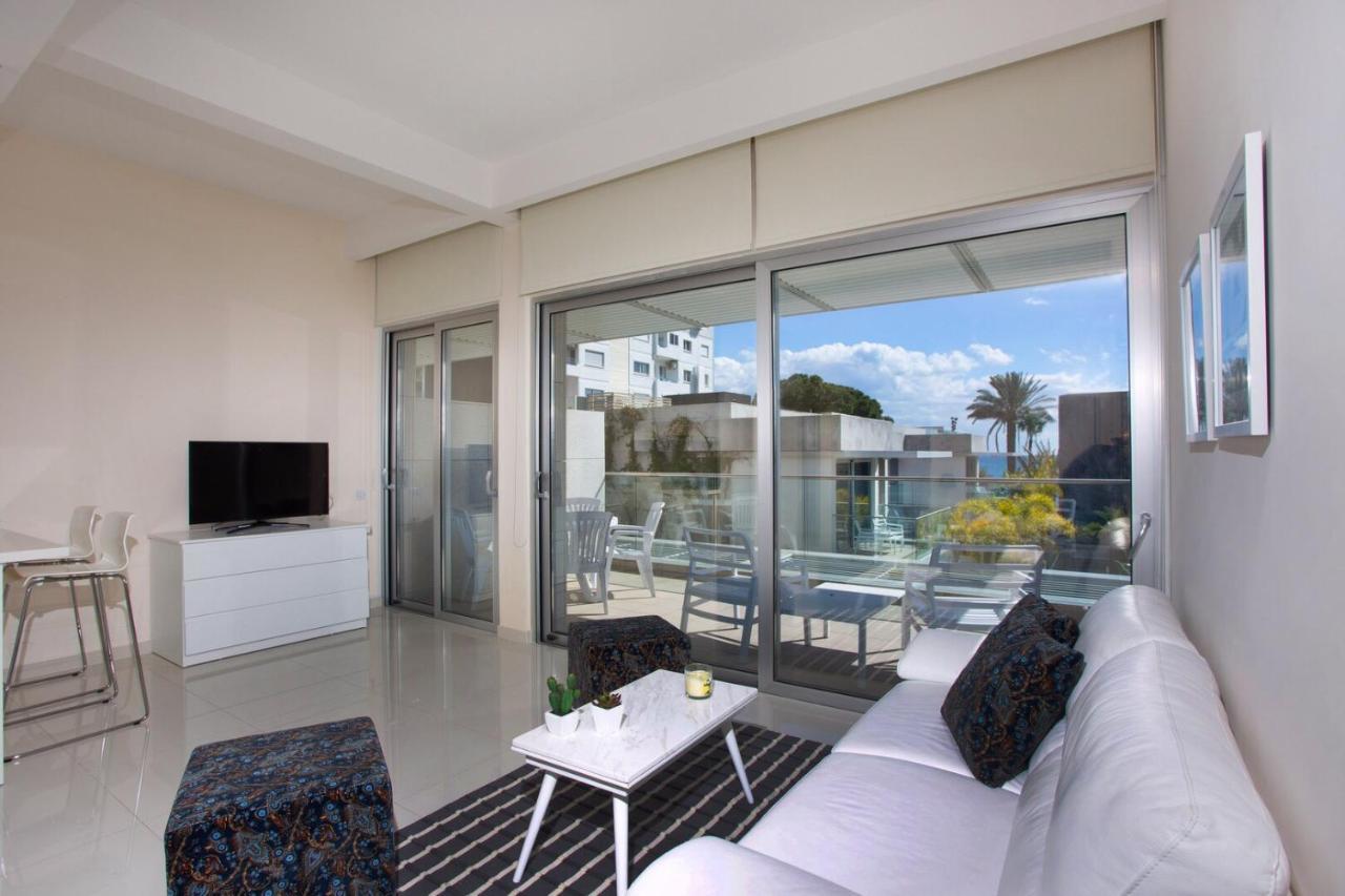 לימסול Opera Exclusive Apts By Trulycyprus מראה חיצוני תמונה